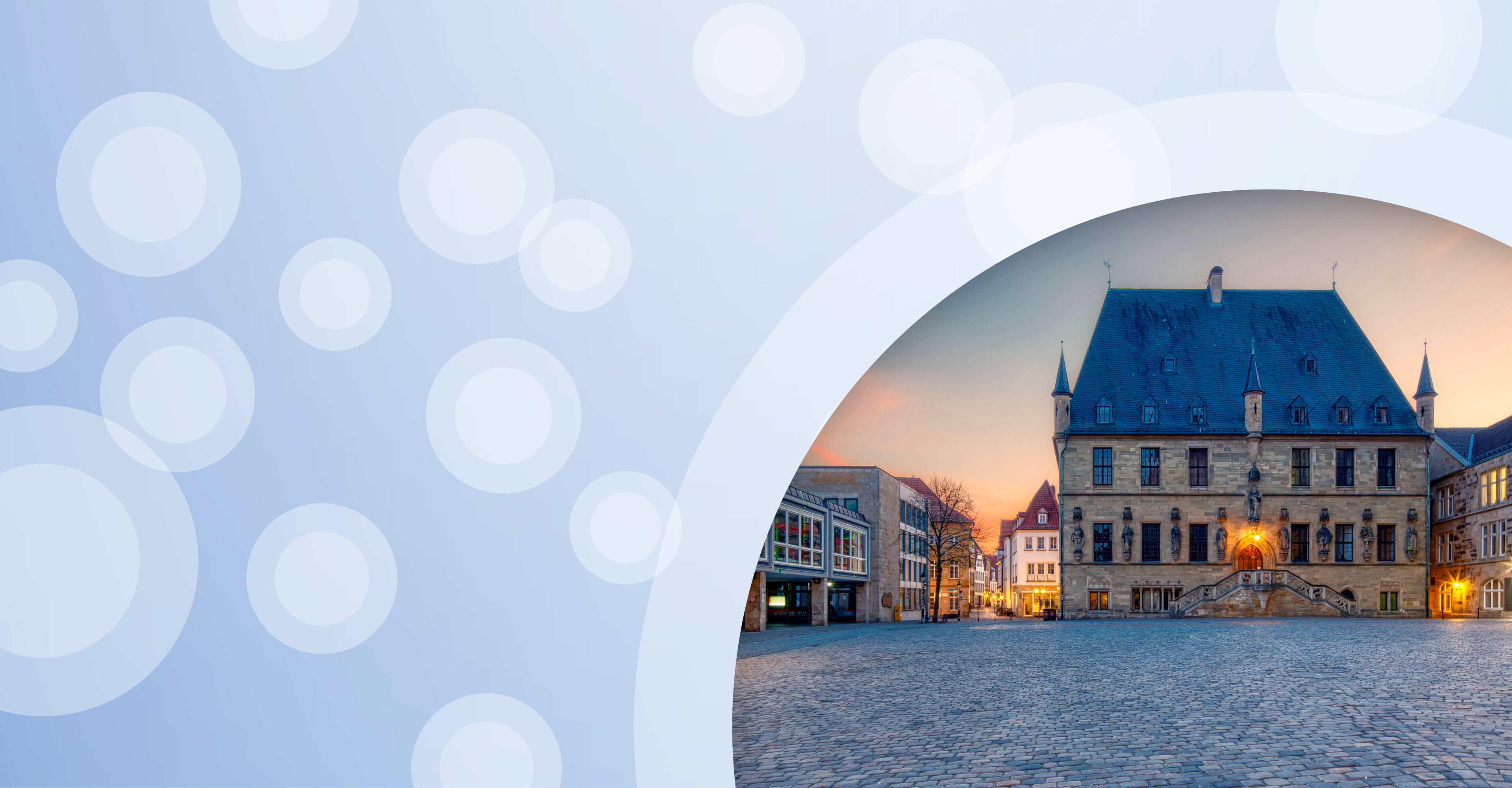 Regionalgrafik in hellblau mit halbtransparenten weißen Kreisen und Foto vom Rathaus in Osnabrück