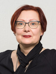 
                    
                     Katrin
                     Reschwamm
                