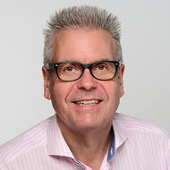 
                    
                     René
                     Windus
                