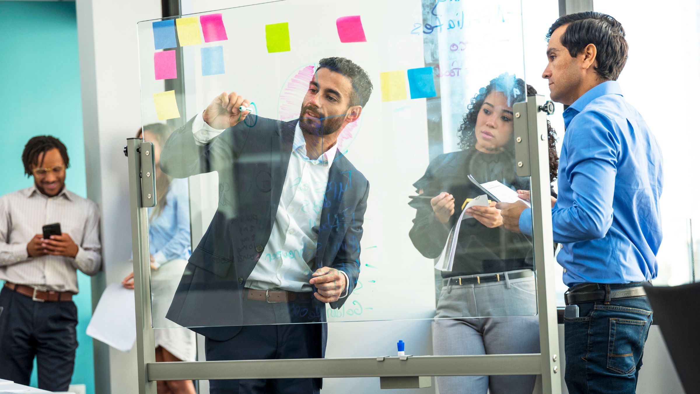 Stakeholder-Matrix: So priorisieren Sie Stakeholder im Projektmanagement