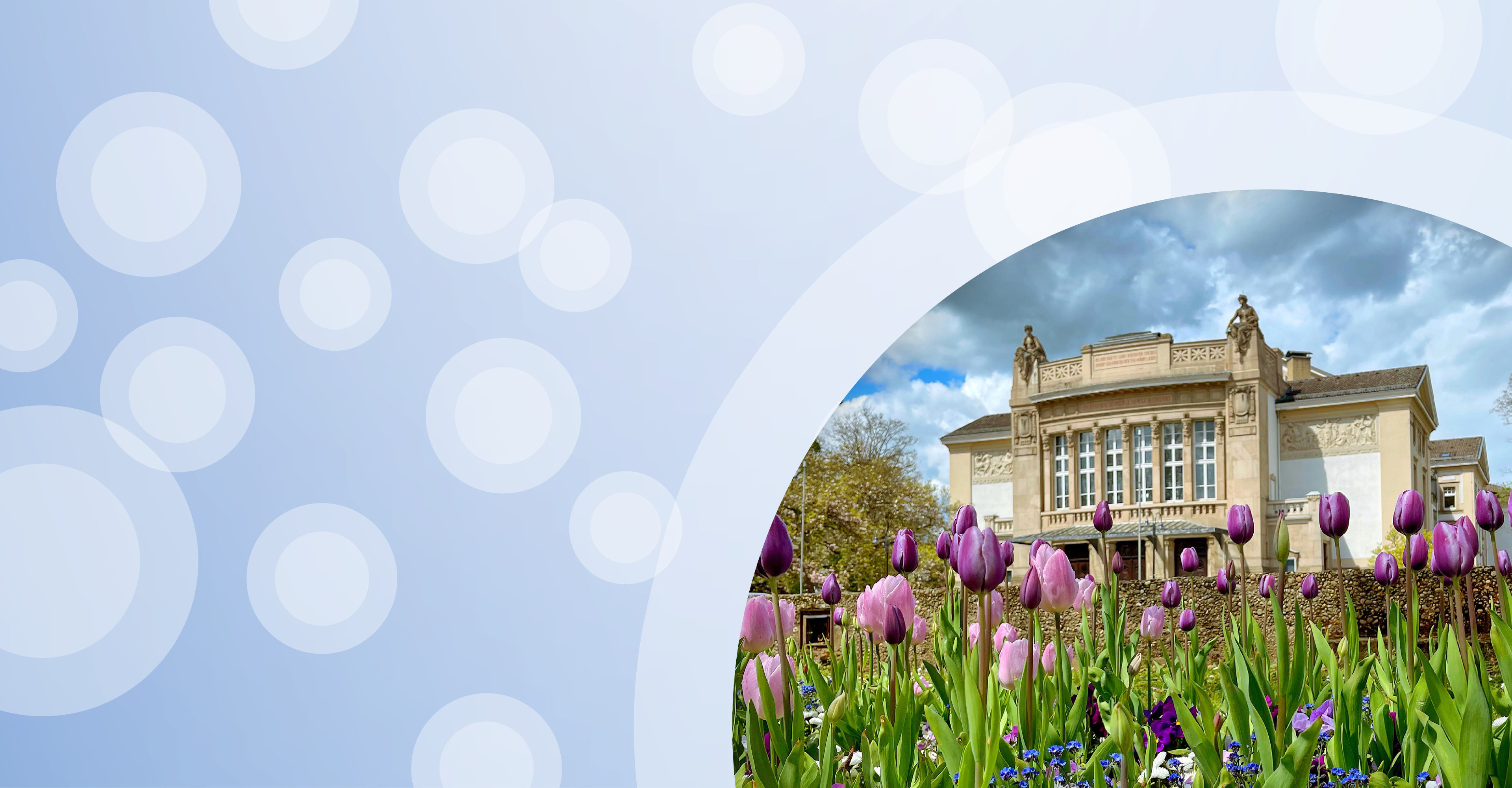 Regionalgrafik in hellblau mit halbtransparenten weißen Kreisen und Foto vom Gießener Stadttheater