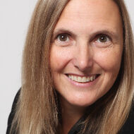 
                     Dr.
                     Eva
                     Bolz
                