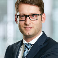 
                    
                     Michael
                     Gross
                