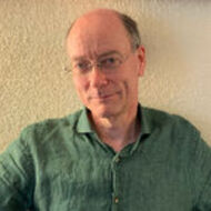 
                    
                     Volker
                     Pauling
                