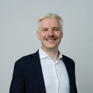 
                    
                     Florian
                     Leunig
                